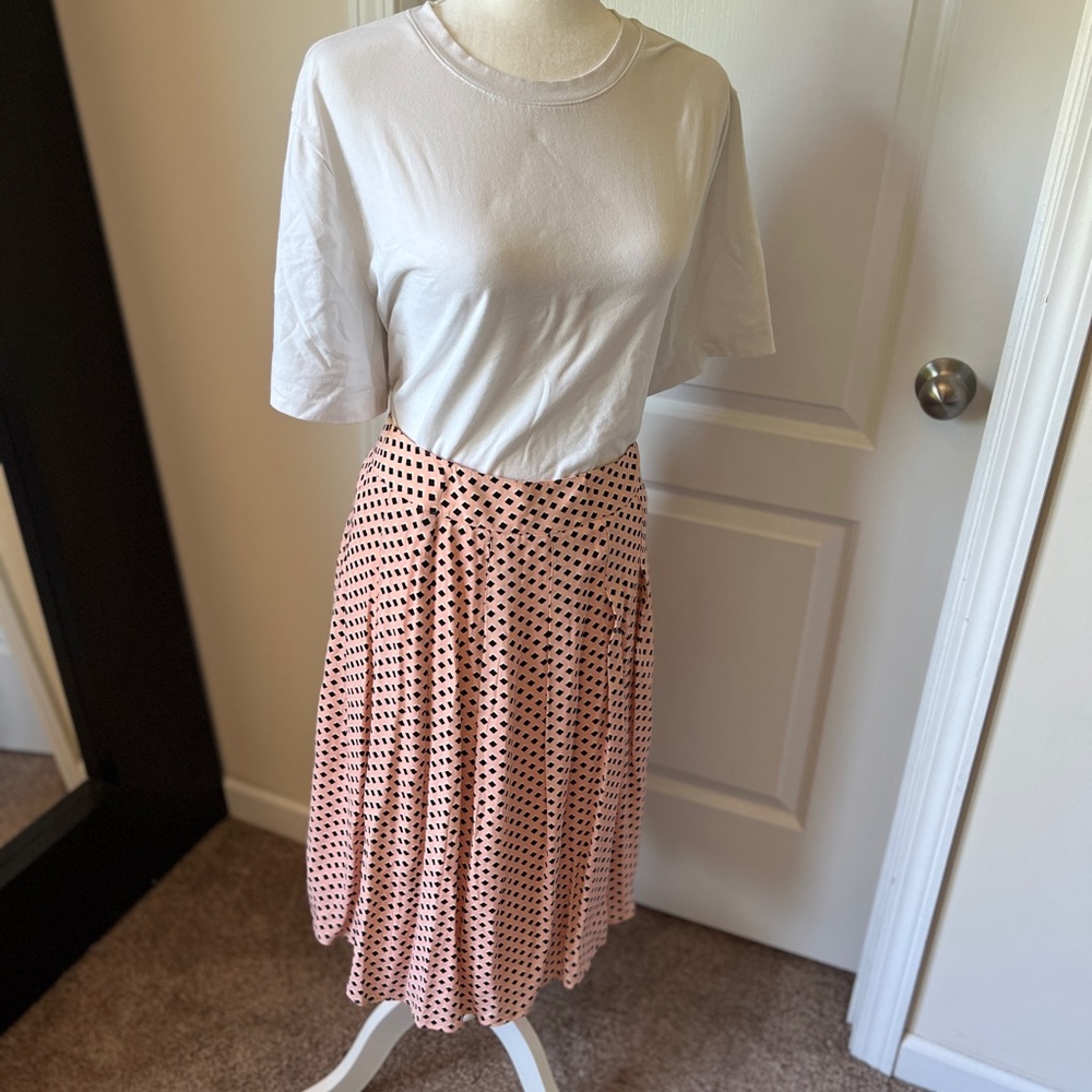 Pink and black plus size spring skirt